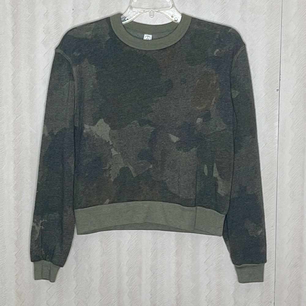 ❤️ 🆕 ALTERNATIVE Camo Sweatshirt Size S - Picture 2 of 4
